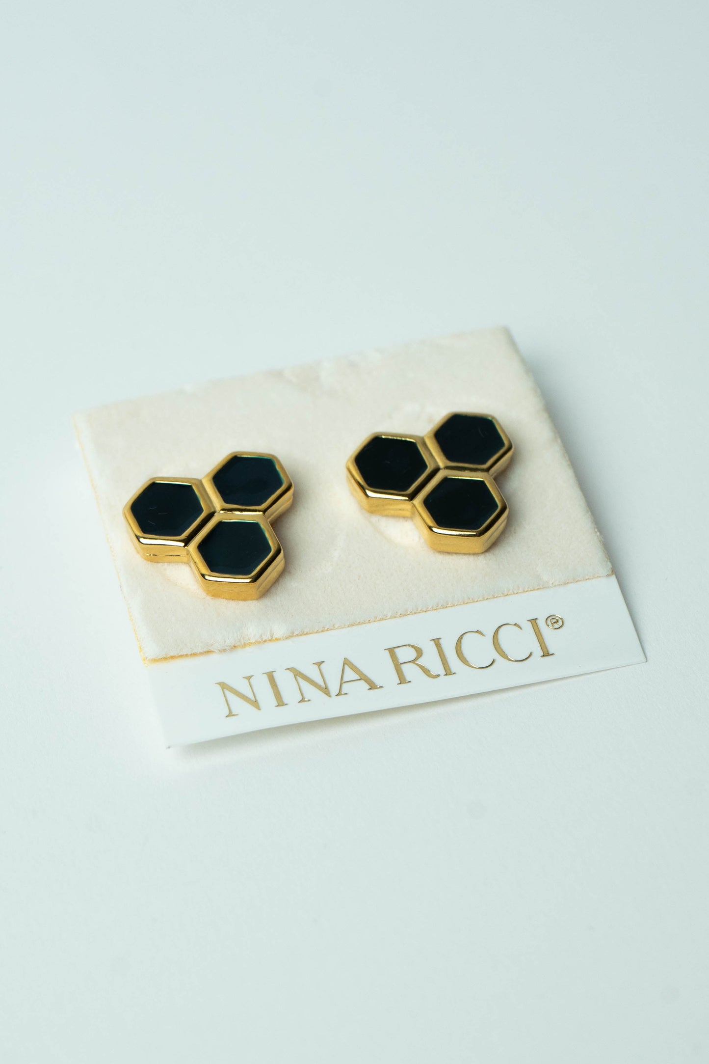 The Nina Ricci "Ruche d'Or et d'Émail" Stud Earrings