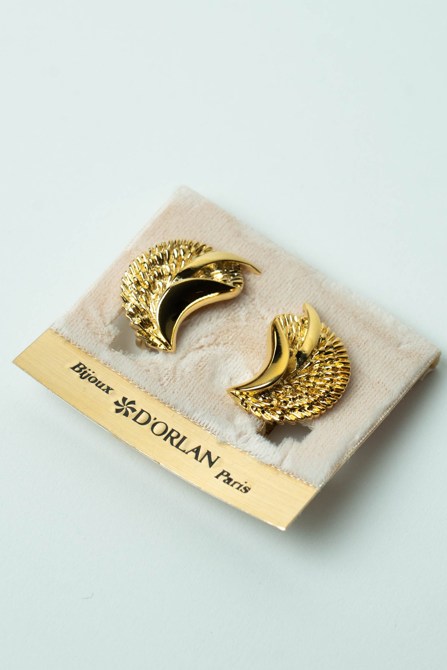 The D'Orlan "Ailes d'Or" Clip-On Earrings