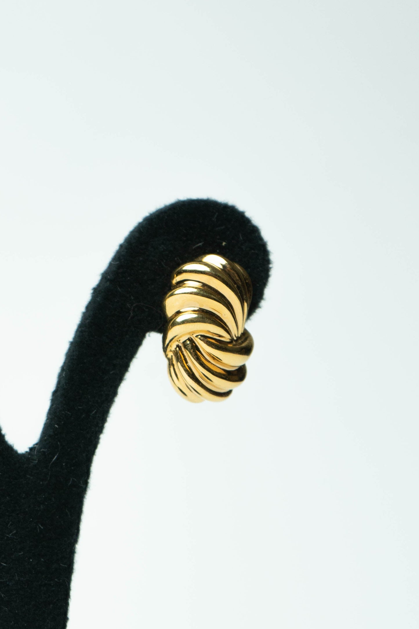 The Nina Ricci Torsade Ribbed Knot Earrings