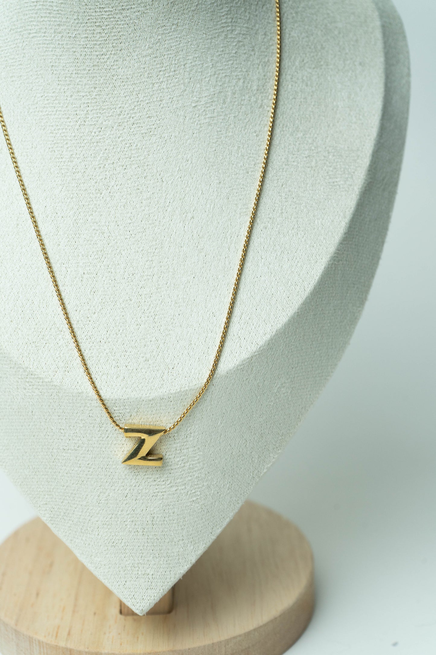 The Nina Ricci Monogramme Letter Z Pendant Necklace