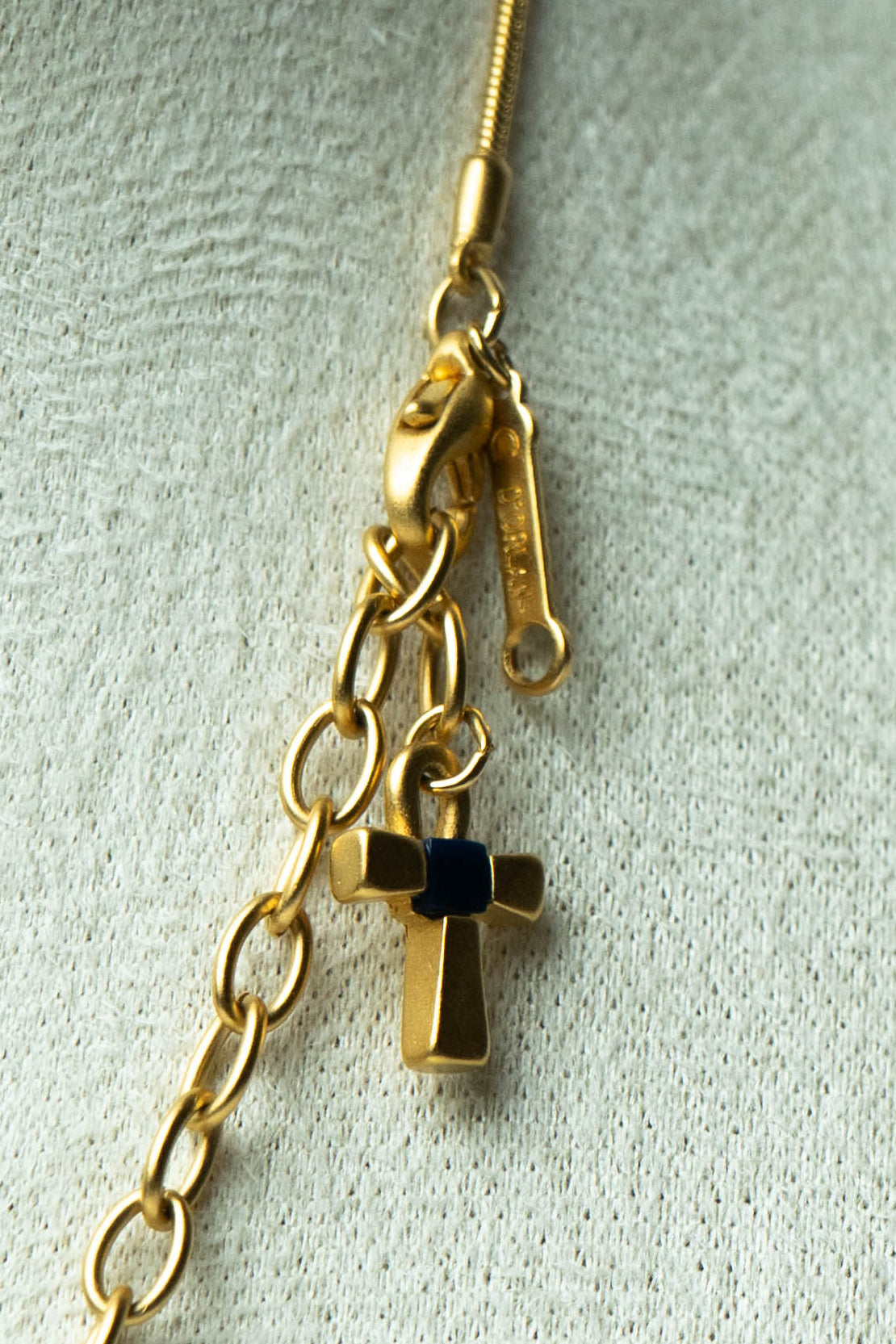 The D’Orlan Tablet Silhouette Ribbon Pendant Necklace