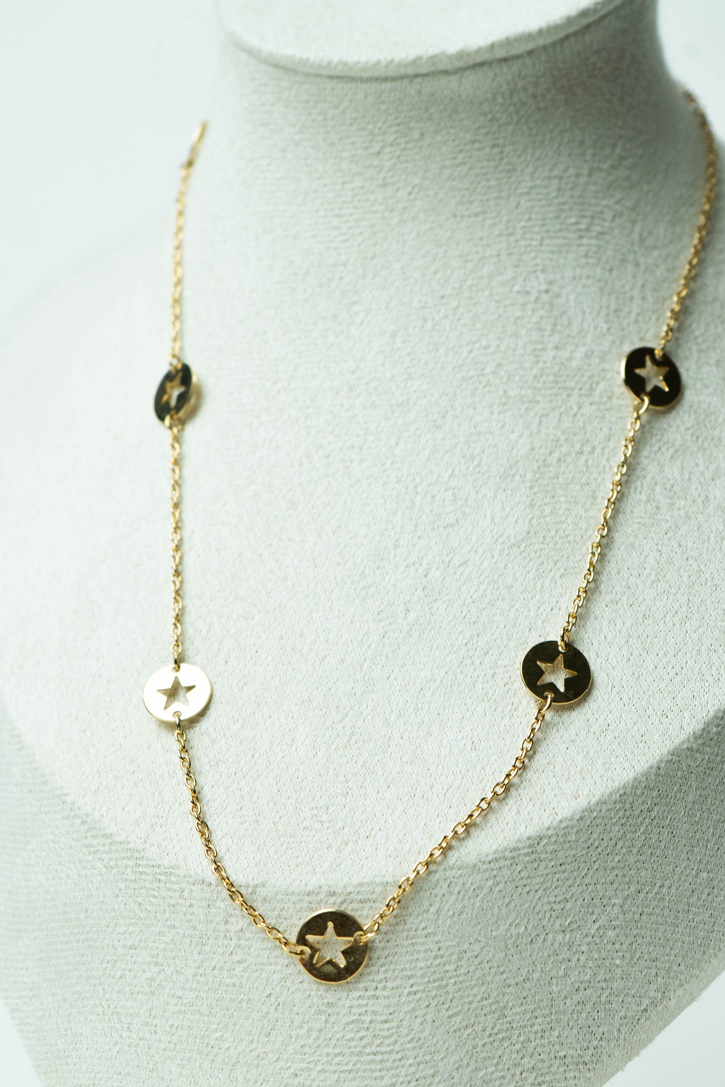 The D’Orlan Étoile Découpée Station Necklace