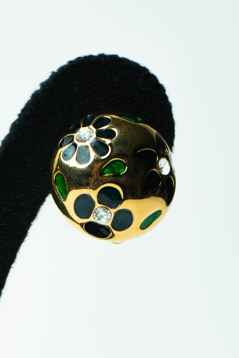The Alpha Dôme Fleuri d'Émail et Cristaux Earrings