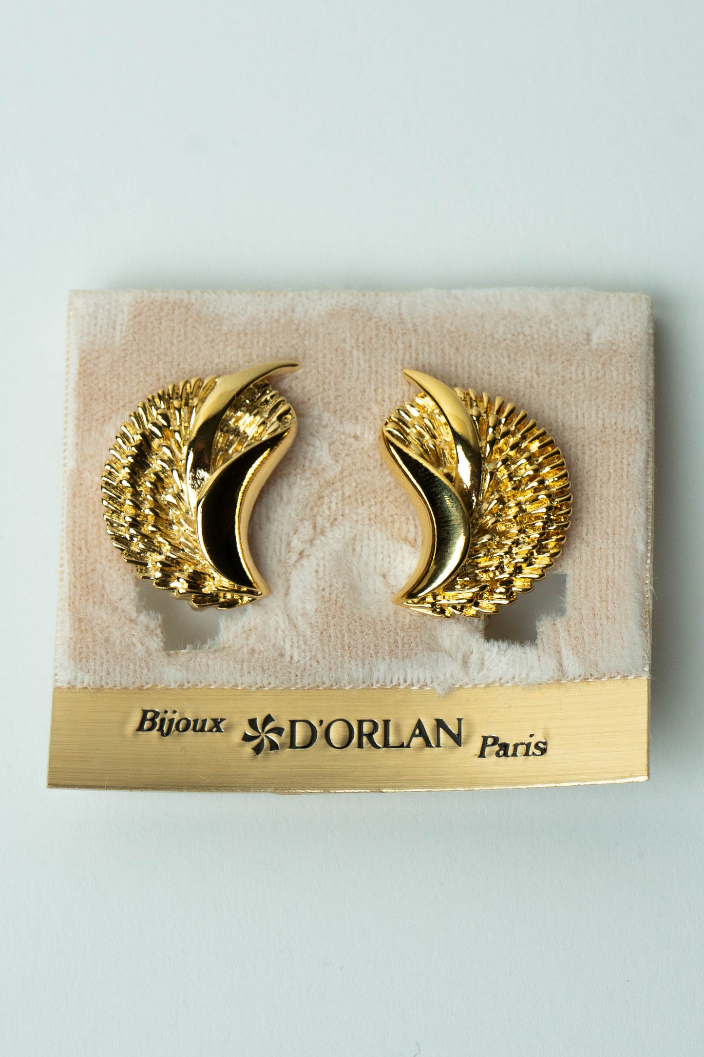 The D'Orlan "Ailes d'Or" Clip-On Earrings