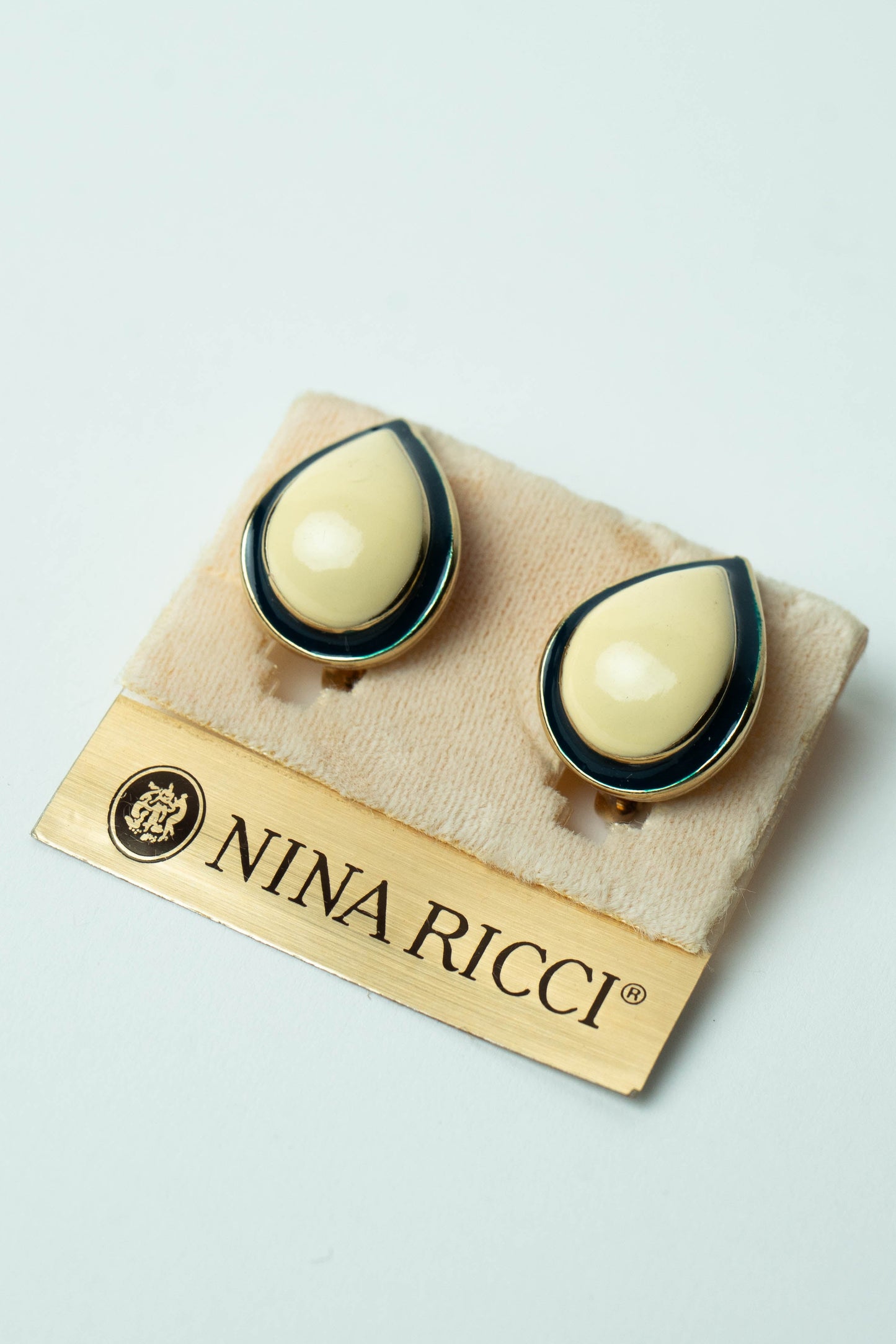 The Nina Ricci "Goutte de Crème et Noir" Clip-On Earrings