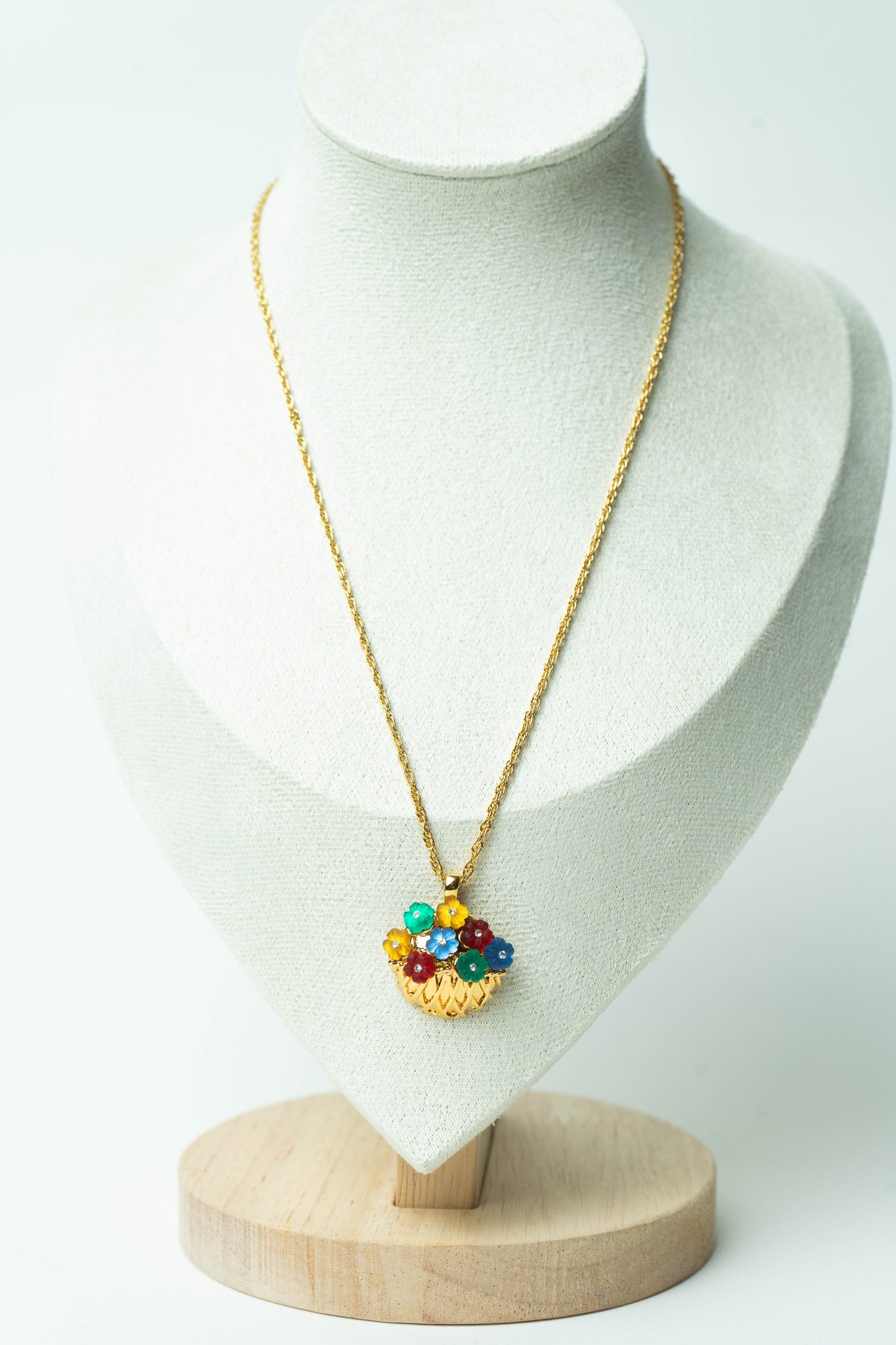 The Nina Ricci Fleur de Corbeille Necklace