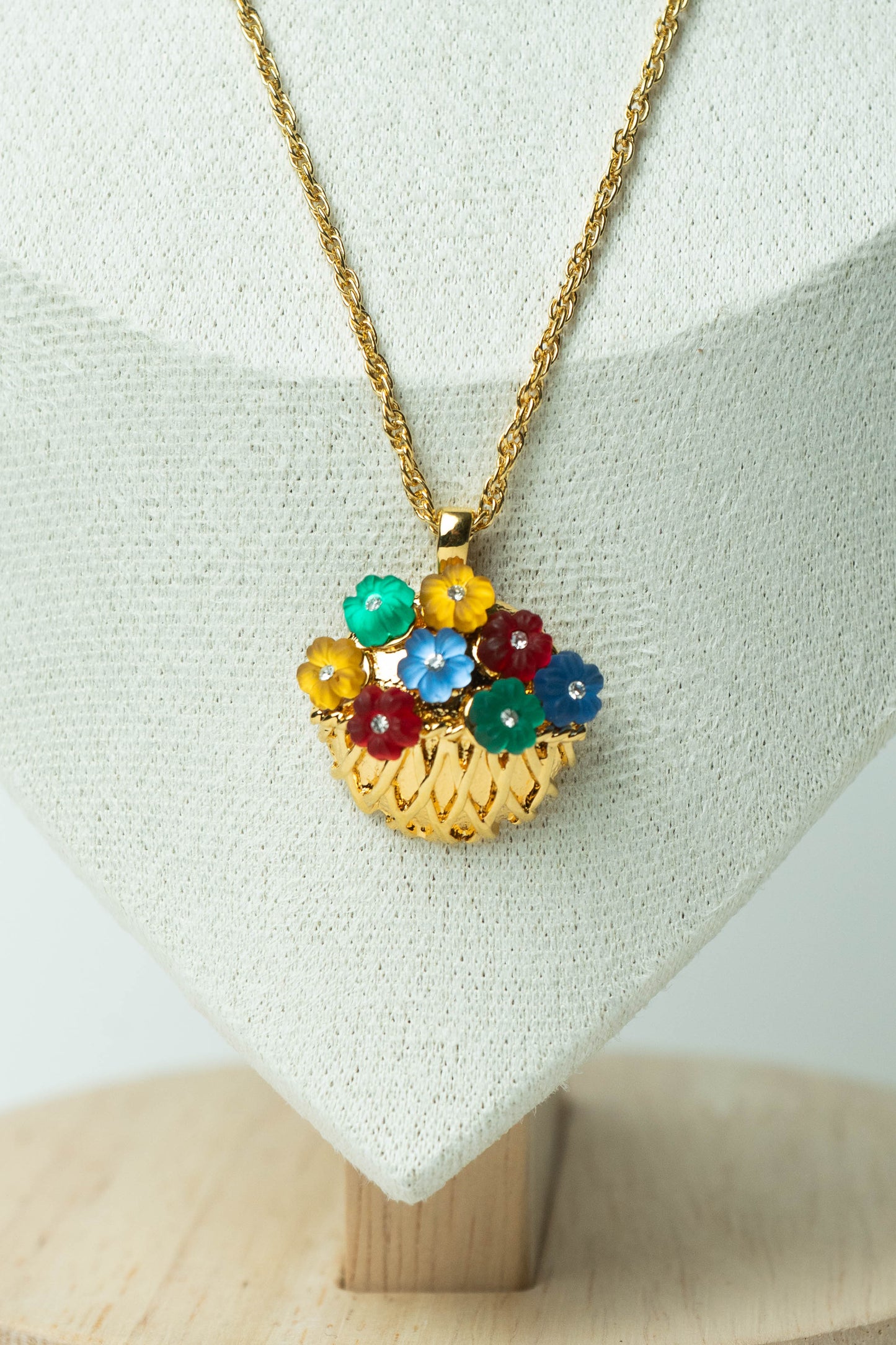 The Nina Ricci Fleur de Corbeille Necklace