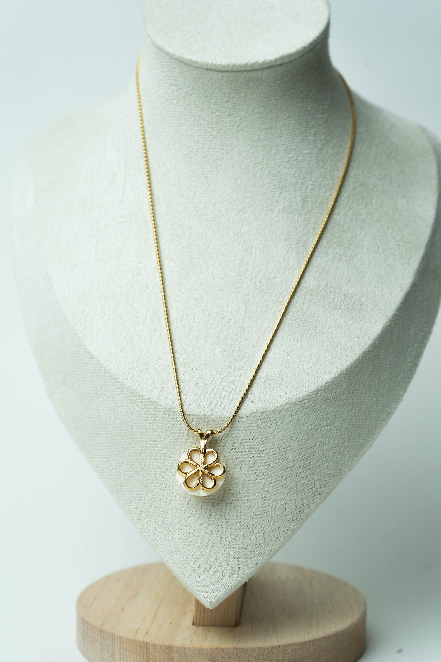 The Nina Ricci Fleur de Porcelaine Filigree Necklace