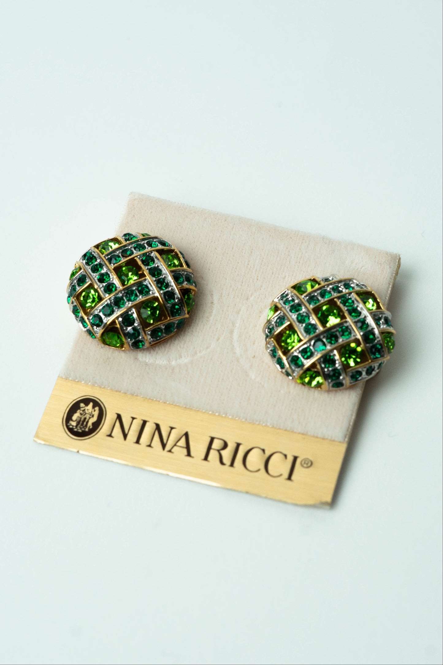 The Nina Ricci Bouton Matelassé de Péridot Earrings