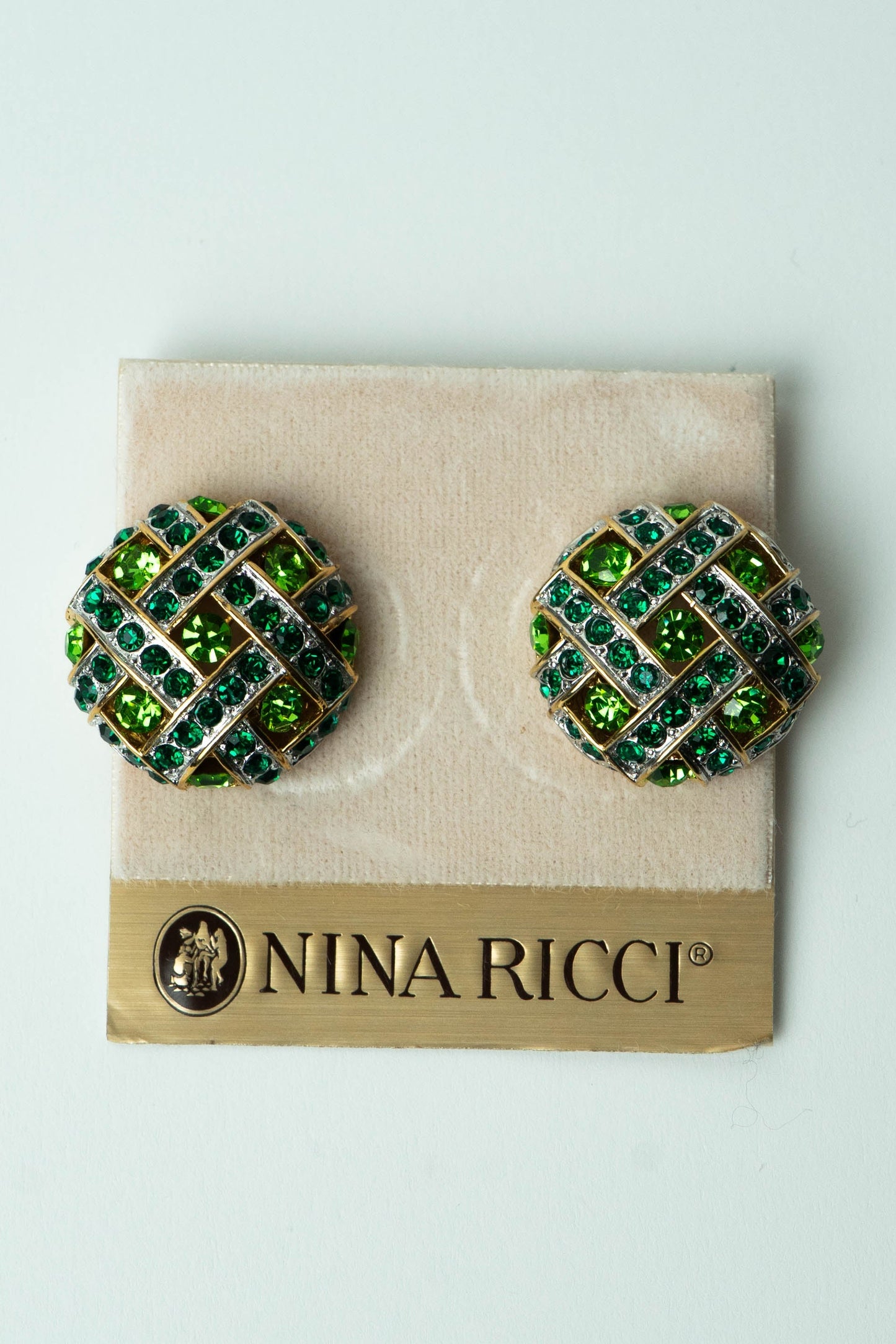 The Nina Ricci Bouton Matelassé de Péridot Earrings