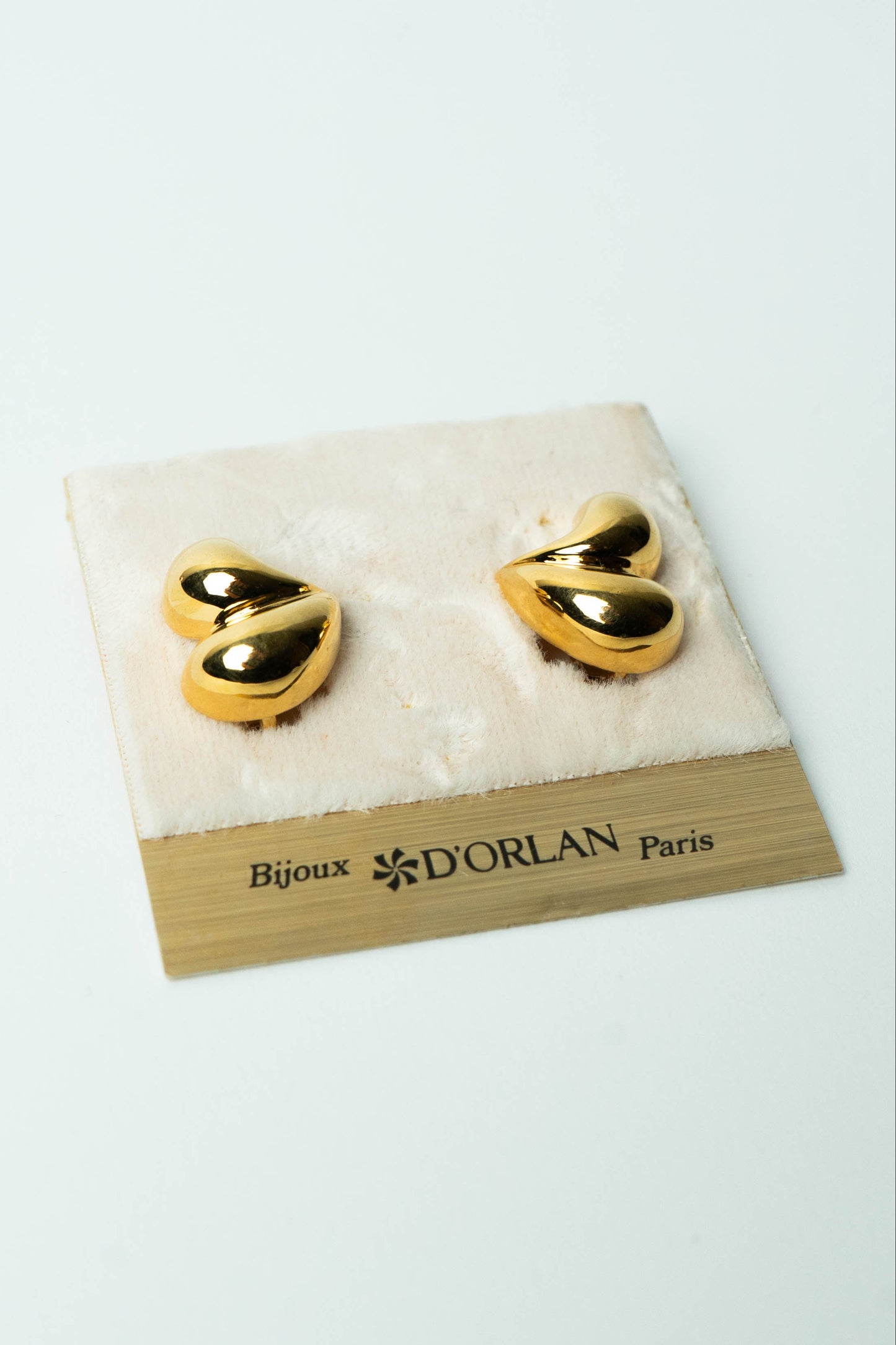 The D'Orlan Cœur Entrelacé Lisse Earrings