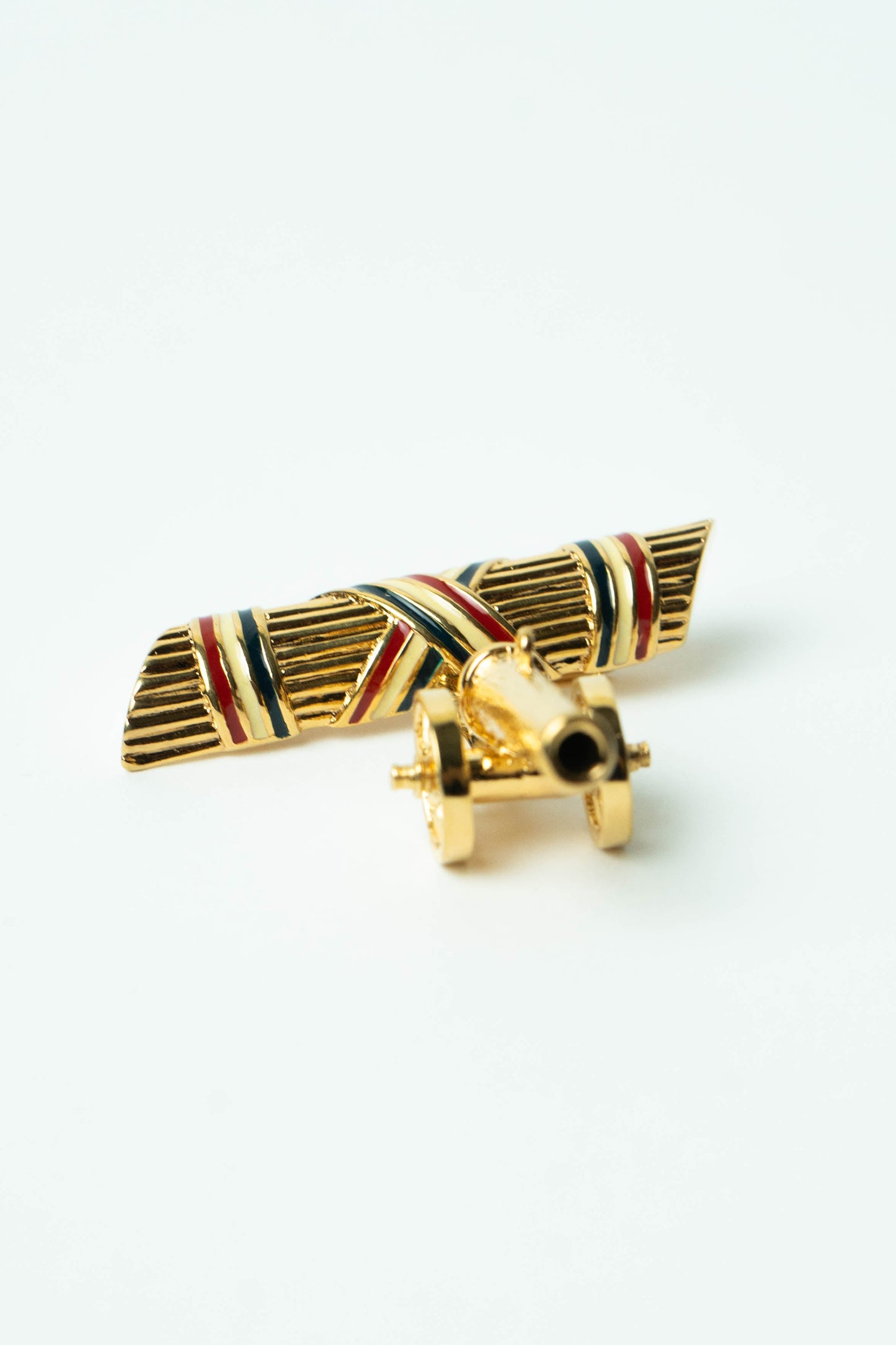 The Nina Ricci Canon d’Honneur Émaillé Brooch