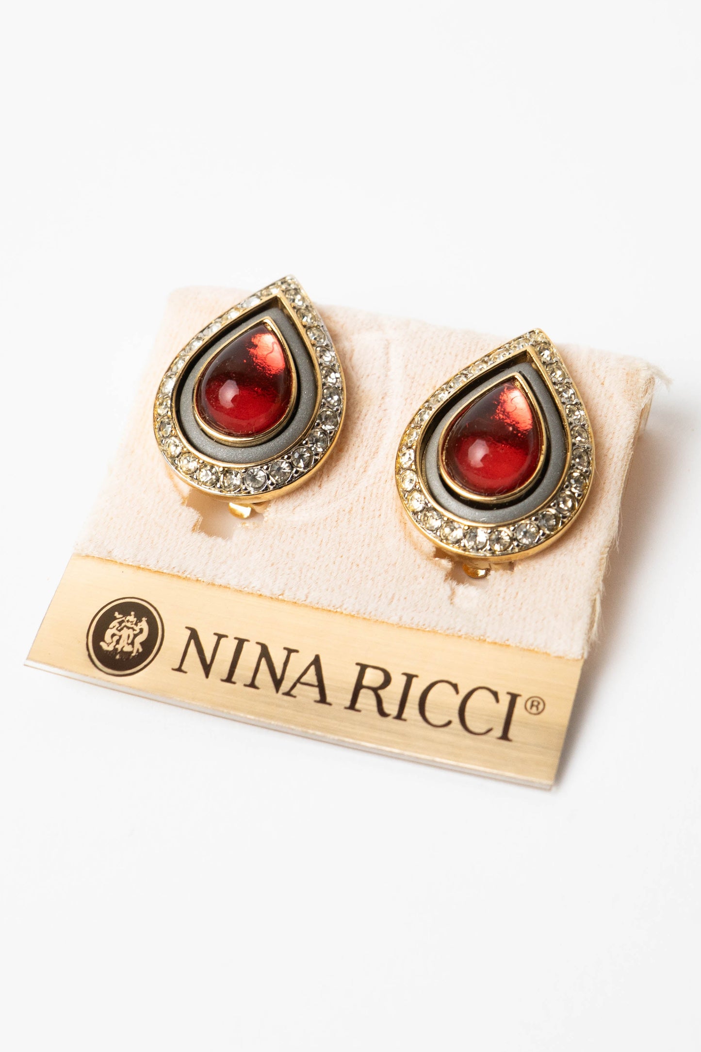 The Nina Ricci Goutte de Rubis Étoilée Earrings