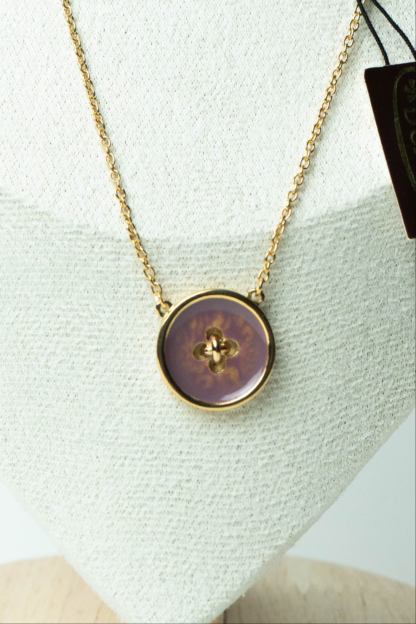 The D'Orlan Bouton de Nacre Violette Pendant Necklace