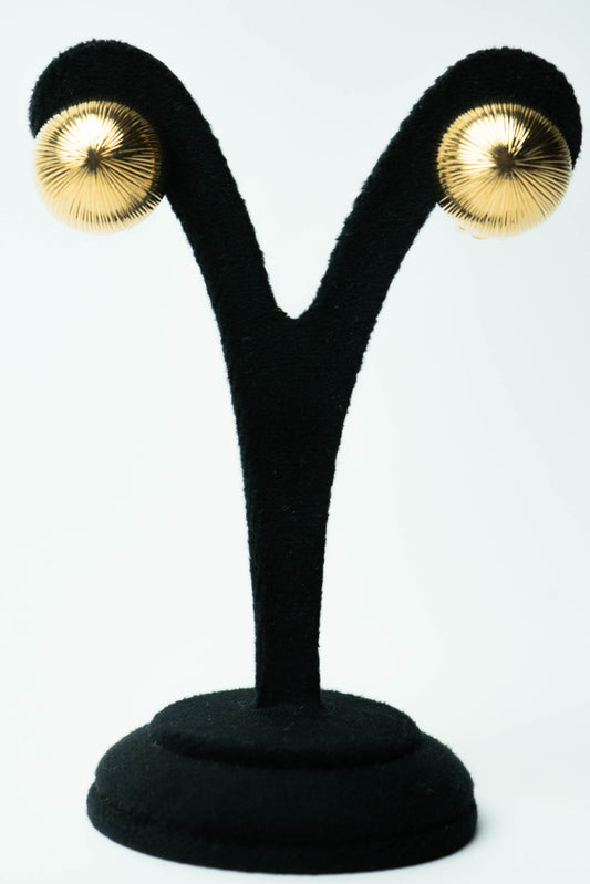 The Alpha Dôme Rayonnant d'Or Clip-On Earrings